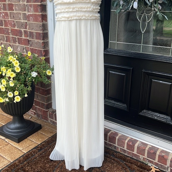 🤍JS Collection Maxi 🤍 - Picture 4 of 7